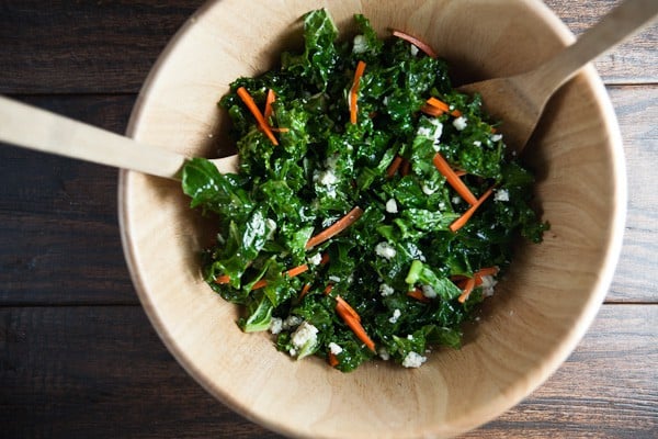 healthy-delicious_kale salad with blue cheese-3