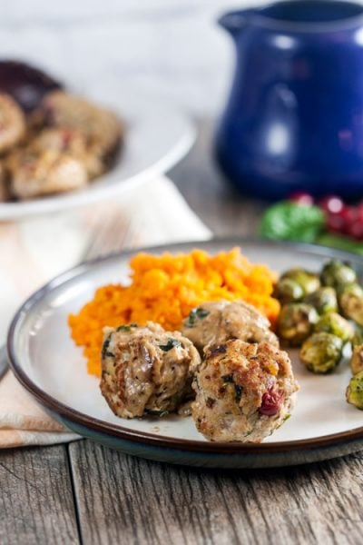 Thanksgiving Meatballs (Turkey And Cranberry Meatballs) | Healthy Delicious