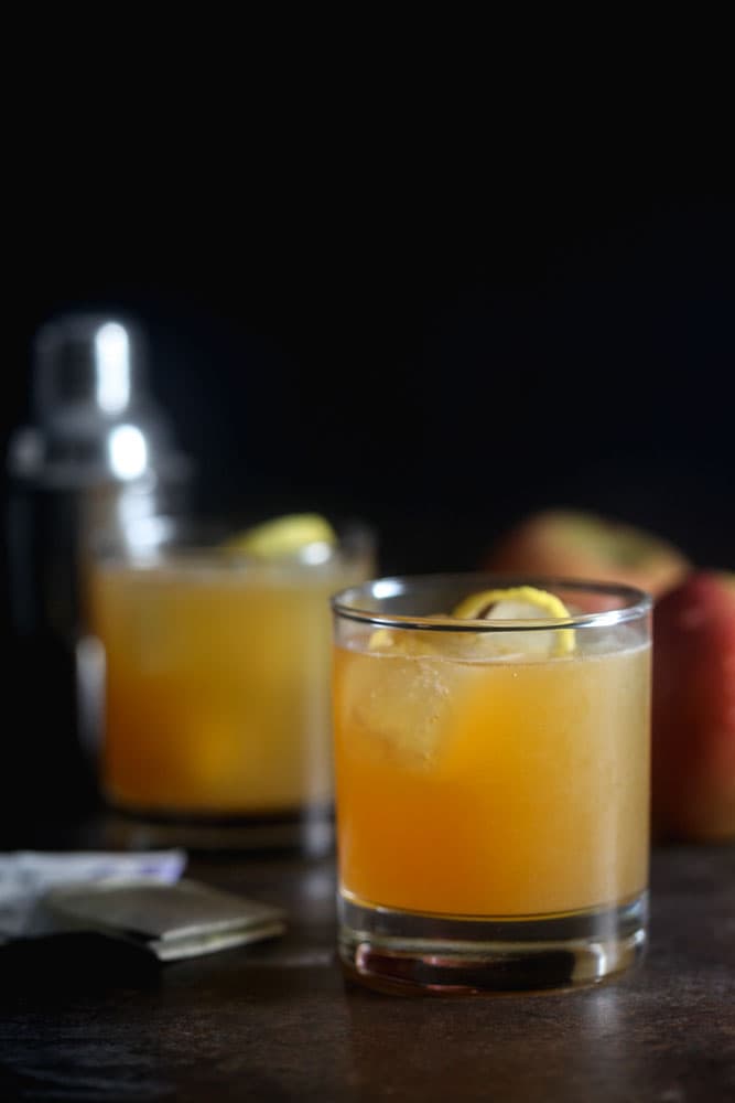 Earl Grey Apple Cider Cocktail | Healthy Delicious