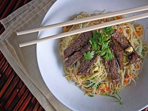 Vietnamese Braised Beef Over Rice Noodle Salad Healthy Delicious