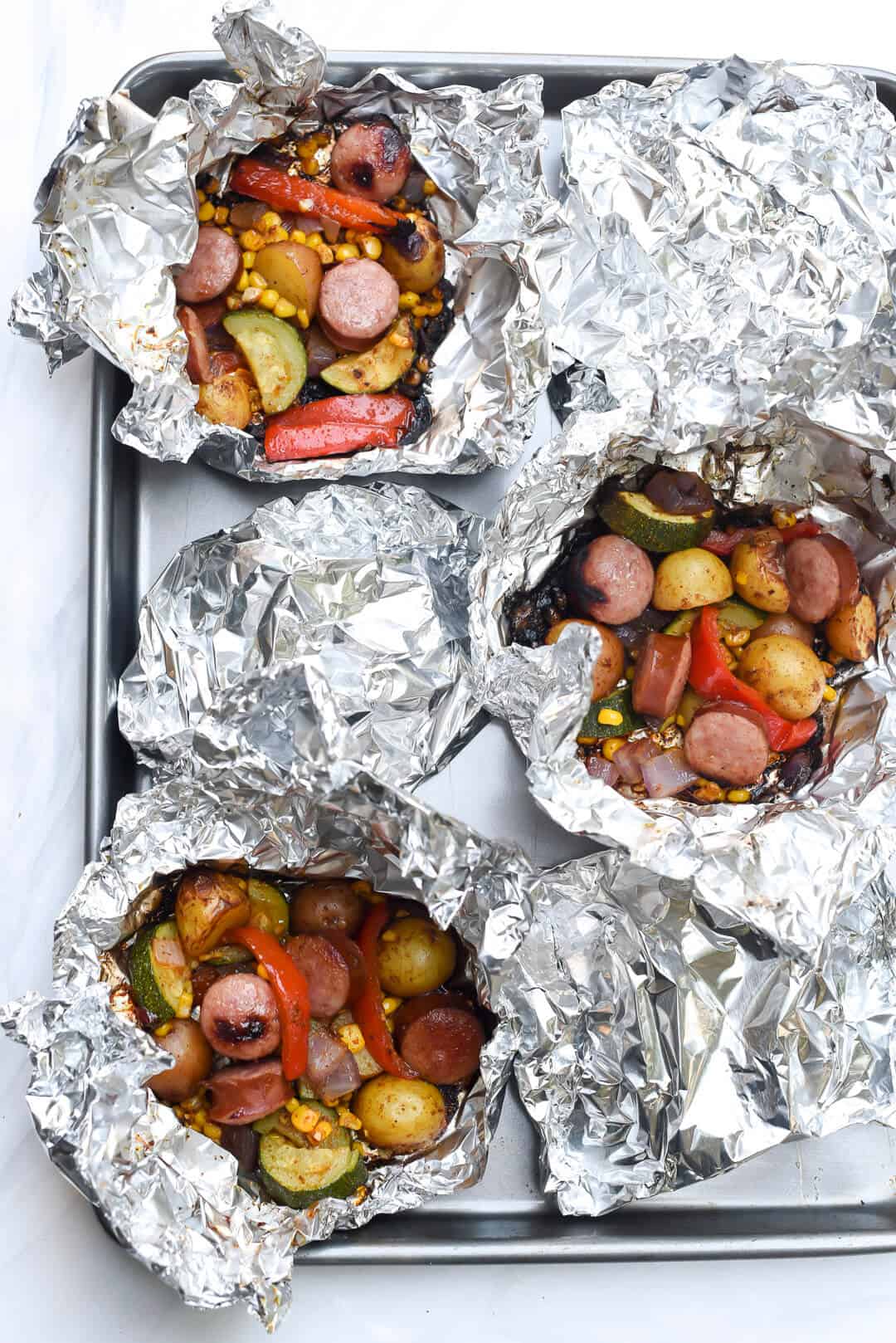 9 Healthy Foil Packet Recipes For When You Don't Want To Do Dishes 5