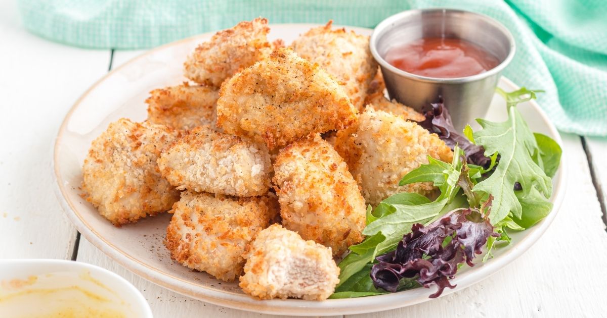 Homemade Chicken Nuggets {Frying Up Healthier with Hamilton Beach